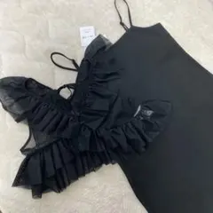 【新品タグ付き】チュールベスト ＆ キャミロングワンピース セットドレスのサムネイル