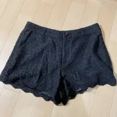 one way ワンウェイ　レース柄ショートパンツ　ブラック