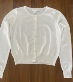 tocco closet UV加工お花釦カーディガン♡ホワイト♡Mサイズのサムネイル