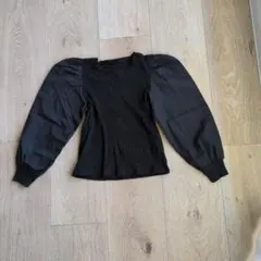 SHEIN　黒色カットソー　ガールズ130cm　キッズ　女の子