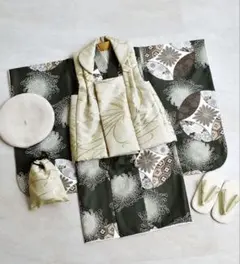 utataneひよこ商店【ベージュ金彩×グリーン七宝】被布セット 3歳　男の子