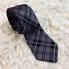 じ*る様 グレー系チェック柄ネクタイ
