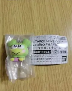 TWICE LOVELY SANRIO CHARACTERS キーホルダー