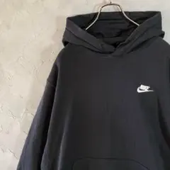 NIKE パーカー　プルオーバー　刺繍ロゴ　ワンポイント　シンプル　黒　IW15