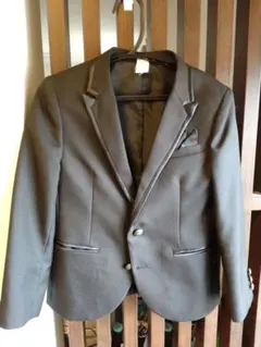 ミチコロンドンコシノ　キッズ　スーツ　１２０ｃｍ　卒園式　入学式