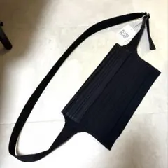 ISSEY MIYAKE ショルダーバック(ブラック/ HP91AG520) - メルカリ