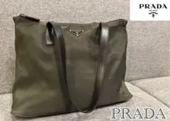 【美品】PRADA プラダトートバッグ　カーキ　三角ロゴのサムネイル