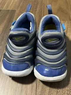 NIKE ダイナモフリー キッズ スニーカー グレー/ブルー 15cm