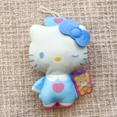 マクドナルド ハッピーセット ハローキティ50周年ストラップ付きぬいぐるみ