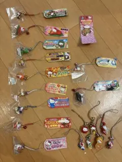 ご当地キティ】まとめ売り レア多数あり！ご当地キティ根付け