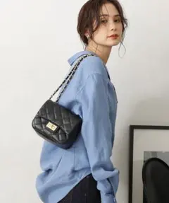 AULENTTI キルティングチェーンショルダーバッグ