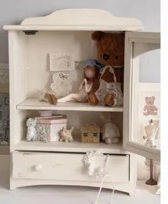 木製ドールハウス .ミニチュア ハウス.背景ボード.ベッドルーム シャビーシック 木製ドールハウス .ミニチュア ハウス.背景ボード.ベッドルーム