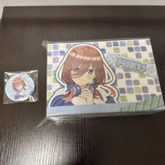 五等分の花嫁＊ ダーツセット「中野 二乃」缶バッジ付き ダーツライブ