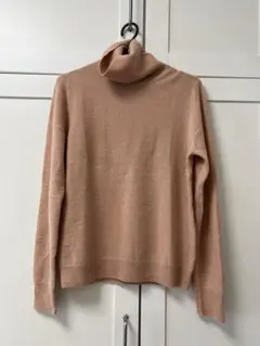 美品　ユニクロ　カシミア100%　タートルネックセーター L