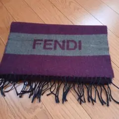 FENDI バーガンディ マフラーのサムネイル
