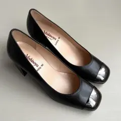 極美品 銀座ヨシノヤ レザー スクエア パンプス 22.5 高級 イタリア製