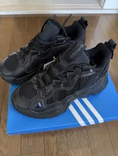 2025年最新】adidas OZTHEMIS の人気アイテム - メルカリ