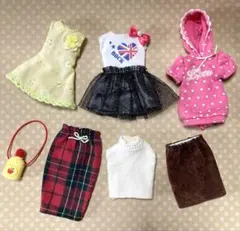 リカちゃん　服・小物まとめ売り　タカラ製・ほか、レトロ服