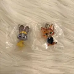 ガチャ　ズートピア2 めじるしアクセサリー　ニック　ジュディB 2個セット