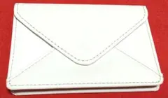 ホワイト 革製　エンベロープ型名刺入れ　カードケース