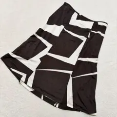 ボッシュ◇ミディフレアスカート 幾何学柄 総柄 オフィスカジュアル 38