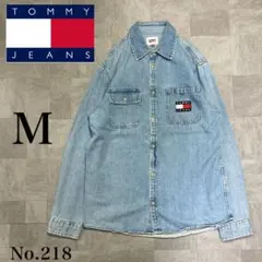 大人気 TOMMY JEANS 刺繡ロゴ デニムシャツ ボタンダウン パッチロゴ