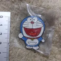 ドラえもんバッジ コロコロコミック - メルカリ