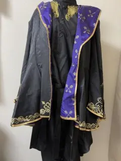 ツイステ レオナ・キングスカラー 式典服 コスプレのサムネイル