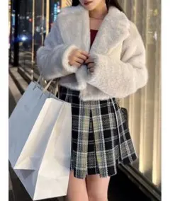 RESEXXY シャイニーファークロップドブルゾン