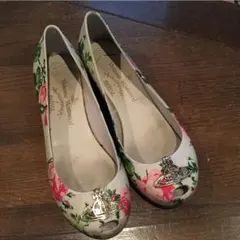 パンプスのサムネイル