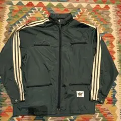 old adidas ナイロンジャケット Mサイズ