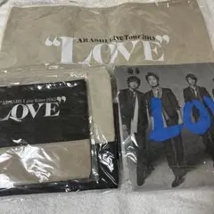 嵐 Love コンサートグッズ Tシャツ ポーチ バッグ スカーフ2013 2025年最新】嵐 LOVE ポーチの人気アイテム - メルカリ