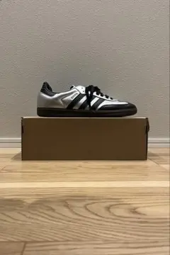 箱、タグ付き　美品　adidas アディダス　SANBA サンバ シルバーレザー