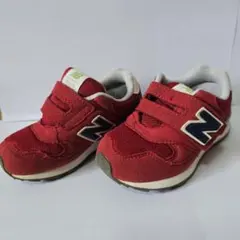 New Balance キッズシューズ レッド