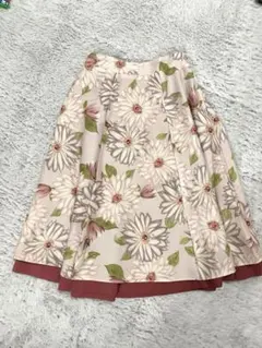 GWセールtoccocloset花柄フレアスカート ひざ丈 ピンク系
