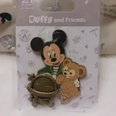 定価1400円【未使用】ミッキー ダッフィー ピンバッジ ディズニーシー20周年