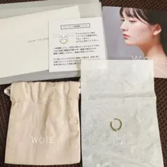 TUWAKRIM イニシャルピアス J ゴールド レターピアス - メルカリ