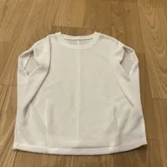 新品未使用 GU カットソー