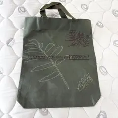 Item thumbnail for item 7a45dbc2-d7eb-4ae3-a00a-717bbab80ddf