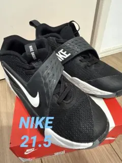 NIKE スニーカー21.5