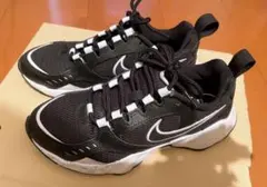 Nike スニーカー