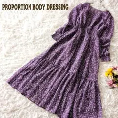 美品 プロポーションボディドレッシングꕤウエストシャーリング小花柄ワンピース 紫