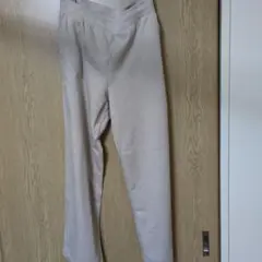 UNIQLO ウルトラストレッチパンツ　XL