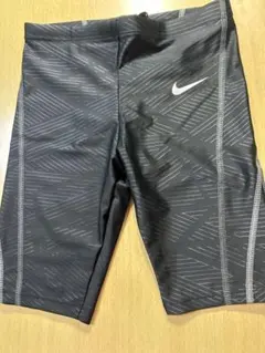 Nike 幾何学模様 水着 130新品タグ付き