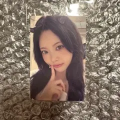 LESSERAFIM ウンチェ CRAZY ユニバ 先着 ラキドロ トレカ