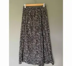 リ*み様 DHOLIC黒と白のドット柄ロングスカート