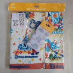【未使用】ディズニーランド 復刻デザイン ウォッシュ＆フェイス カラビナケース