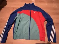 アディダスオリジナルス　ナイロンジャケット