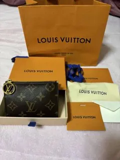 【最終値下げ】LOUIS VUITTON ポルトフォイユリサ　財布　モノグラム