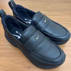 NIKEウィメンズ エアマックス フェノメナ